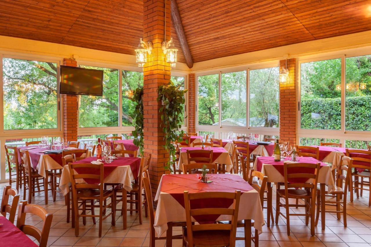 Camping Piantelle Moniga del Garda المظهر الخارجي الصورة