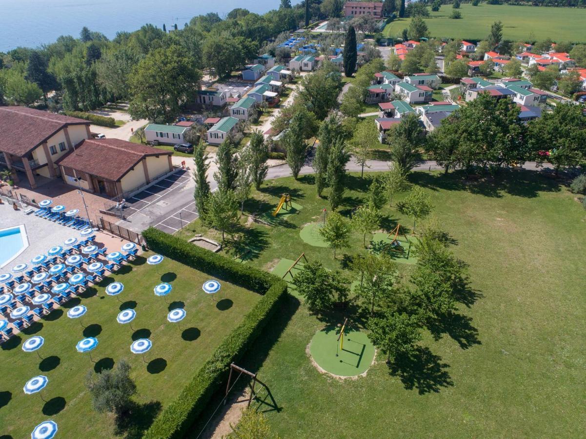Camping Piantelle Moniga del Garda المظهر الخارجي الصورة